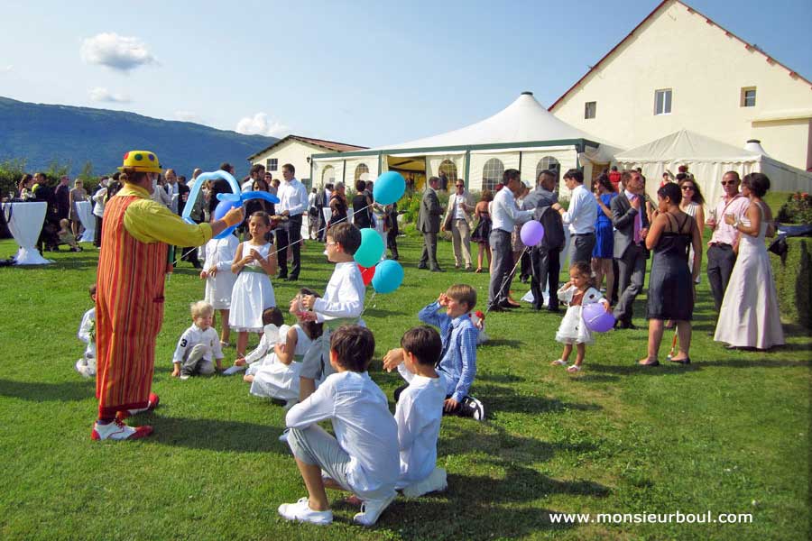 Mr. Boul le clown spectacle anniversaire Annecy Genève Haute Savoie Suisse.